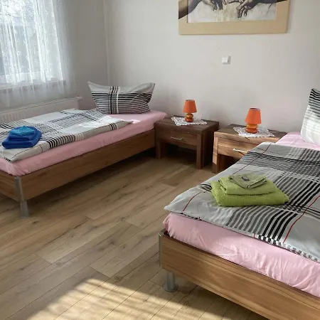Schink - Nahe Chemnitz Apartment *